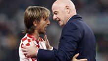 Žestoko skandiranje hrvatskih navijača na račun Fife; predsjednik Gianni Infantino se sigurno crvenio u luksuznoj loži stadiona