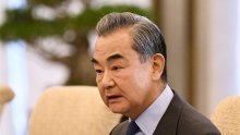 Wang Yi: SAD mora prestati s maltretiranjem i suzbijanjem razvoja Kine