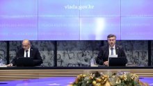 [FOTO] Plenković o obnovi: Do sada smo izdvojili dvije milijarde kuna; Medved: Banovina jest i bit će prioritet dok ne obnovimo i posljednju kuću!