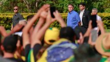 Gubitnik Bolsonaro u suzama se oprostio s pristašama, kreće u Miami: 'Pred nama je velika budućnost'