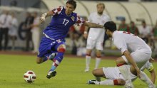 Mandzukic, Kalinic give Croatia late victory