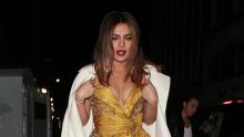 Atraktivna Priyanka Chopra odala je počast nedavno preminuloj Vivienne Westwood, a u ovoj haljini privukla je svu pozornost