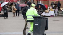 Ovako izgleda dan s 'kontrolorima' zagrebačke Čistoće: Zaviruju u svaki kontejner, otvaraju sve vrećice koje nisu službene