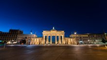 Zabio se u Brandenburška vrata u Berlinu i poginuo