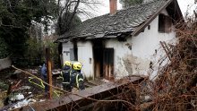 [FOTO] Kod zagrebačkog Zapadnog kolodvora buknuo požar u napuštenom objektu, pronađeno beživotno tijelo