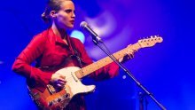 Zašto je Anna Calvi posljednja zavodnica rock glazbe