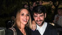 Dočekali smo prvi obiteljski portret: Vedran Ćorluka i Franka Batelić uživaju u Dubaiju, a maleni Viktor spremno 'pozira'