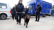 [VIDEO] Hrvatski konvoj za traženje unesrećenih u ruševinama stigao u Tursku, na putu je prema prihvatnom centru