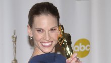 Hilary Swank rodila blizance u 49. godini: 'Nije bilo lako'