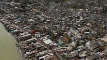 Uragan Matthew skrenuo prema moru, kreće obnova