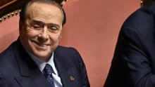 Berlusconi oslobođen optužbe za podmićivanje u slučaju maloljetničke prostitucije