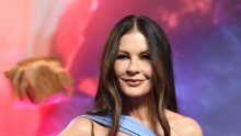 Catherine Zeta-Jones prisjetila se vremena kada je glumila u 'Dražesnim pupoljcima svibanjskim'