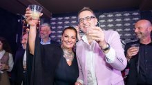 [FOTO] Stigli brojni poznati: Kultna diskoteka Saloon proslavila rođendan, novi kumovi su Tarik Filipović i Mirna Berend