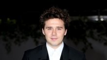 Iako ga mnogi ismijavaju, Brooklyn Beckham prošle godine zaradio je cifru o kojoj većina može samo sanjati