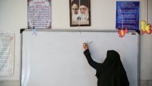 Iran ne posustaje: Studentice bez hidžaba ne smiju na nastavu