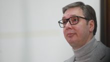 Vučić tužio dvije novinarke pa odmah odlučio: 'Tužba će iste sekunde biti povučena', poslušajte govor