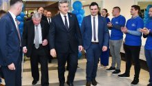 [FOTO] Plenković na jubileju HDZ-a u Sisku: Županija povoljna za ulaganja