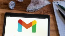 Google lovi korak za konkurencijom: Umjetna inteligencija dolazi u Gmail, Google Docs...