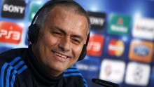 Mourinho osobno vodi pregovore oko Modrića!