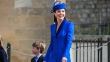 Koja simbolika stoji iza plavih outfita kraljevske obitelji?
