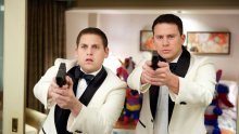 Pogledaje film '21 Jump Street'