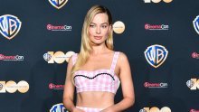 Baš poput barbike: Margot Robbie otkrila zavidnu figuru u minijaturnom kompletu