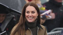 Sve joj dobro stoji: Kate Middleton u sportskoj kombinaciji s potpisom Alexe Chung