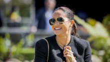 Meghan Markle blistala u elegantnoj crnoj kombinaciji i cipelama od kojih se ne odvaja