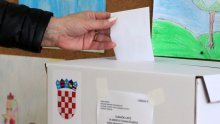 Otvoreno 840 biračkih mjesta za izbor vijeća i predstavnika nacionalnih manjina