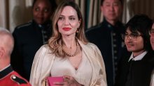 Angelina Jolie prisjetila se pokojne mame i poslala važnu poruku