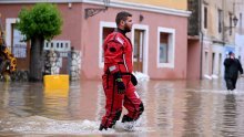 HGSS na nogama zbog bujičnih poplava, pročelnik poručio: 'Ne sjedajte u vozila'