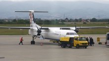 Avion s igračima Hajduka sletio zbog kvara