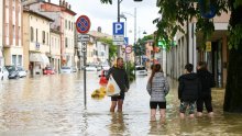 U Italiji više od 36.000 raseljenih zbog poplava koje su usmrtile 14 osoba