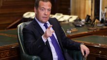 Medvedev: Britanski dužnosnici koji pomažu Ukrajini su 'legitimna meta'