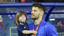 Emocije preplavile Maksimir: Igrači Dinama naslov prvaka proslavili sa svojim obiteljima