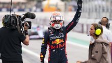 Verstappenu 'pole position', vozači šest momčadi u tri reda, sudar dva Mercedesa