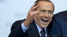 Berlusconi će biti kandidat na izborima 2013.