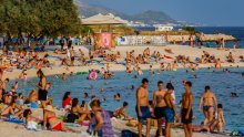 U Hrvatskoj 30 posto više turista nego lani, broj noćenja za petinu viši