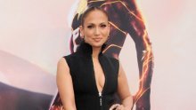 Jennifer Lopez odvažila se na drastičan rez, a novom frizurom pohvalila se sama