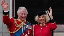 Kralj Charles nije mogao sakriti sreću kada je mahnuo s balkona Buckinghamske palače