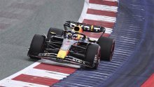 Max Verstappen starta s prve pozicije, ali dva Ferrarija su mu velika prijetnja