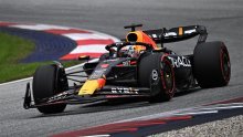 Max Verstappen nastavio dominaciju na 'svojoj' stazi; nova katastrofa Mercedesa