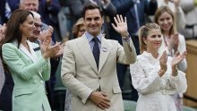 Roger Federer ovacijama dočekan u Wimbledonu; svi su se naklonili velikanu