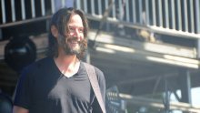 Dok traje štrajk u Hollywoodu, Keanu Reeves okupio stari bend, najavili prvi album i turneju