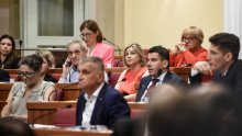 Oporba: Hrvatska je oteta; HDZ: Puno vike nizašto