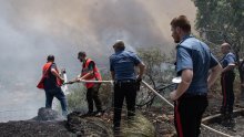 Oluje haraju sjevernom Italijom, na Siciliji bjesne požari; Palermo okružen vatrom