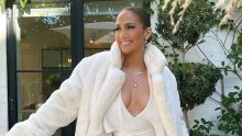 Od plesa na stolu do bikini izdanja: Ovako je Jennifer Lopez proslavila 54. rođendan