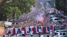 Pogledajte fantastičnu atmosferu u Splitu; Torcida u korteu krenula prema Poljudu