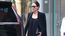 Chic look: Posve je jasno zašto Angelina Jolie svoju modnu formulu nikad ne mijenja