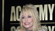 Dolly Parton objavila singl s Paulom McCartneyem i Ringom Starrom, objavit će prvi rock album u karijeri